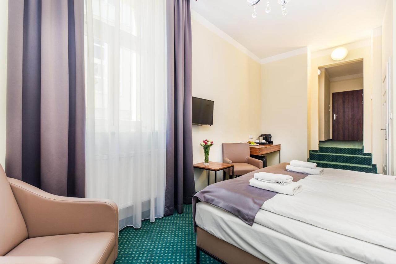 Aparthotel Old Town Krakow Bagian luar foto