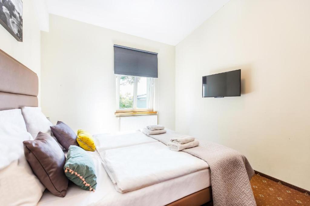 Aparthotel Old Town Krakow Bagian luar foto