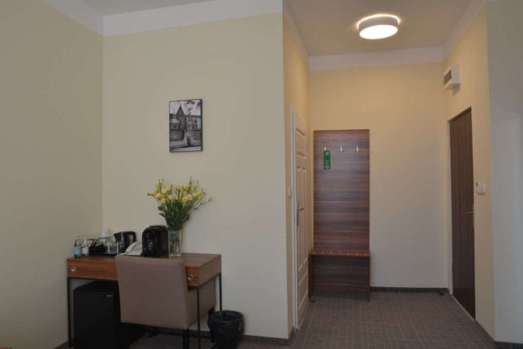 Aparthotel Old Town Krakow Bagian luar foto